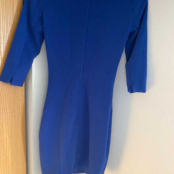 Used - Picture 2 of 3